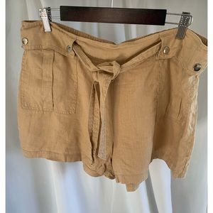 Guess tie waist shorts.